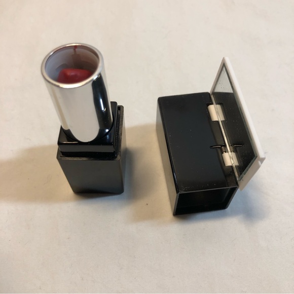 Rare Betty Boop Lipstick Classic Red Cabaret Case With Mirror Vintage 2006 New - Picture 4 of 10